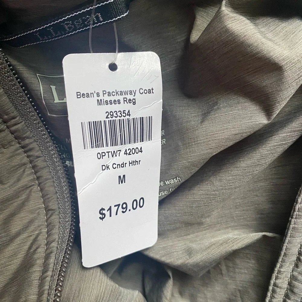 *NWT* L.L.Bean Women's PrimaLoft Packaway Coat - Picture 2 of 7